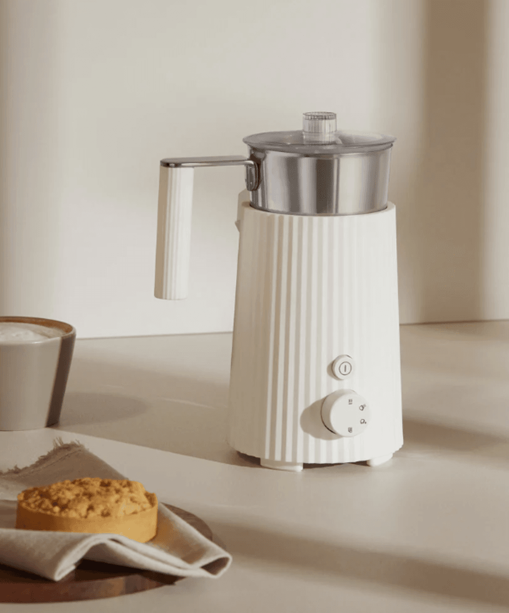 Alessi Plisse Elektrisk Melkeskummer Flere Farger