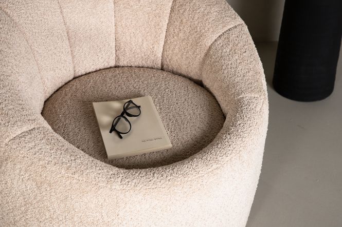 Hovedbilde Venture Home Warren lenestol – beige bouclé