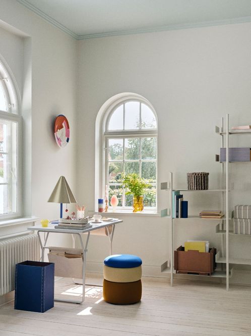 Hovedbilde Broste Copenhagen Berit Skrivebord Askfiner Svart