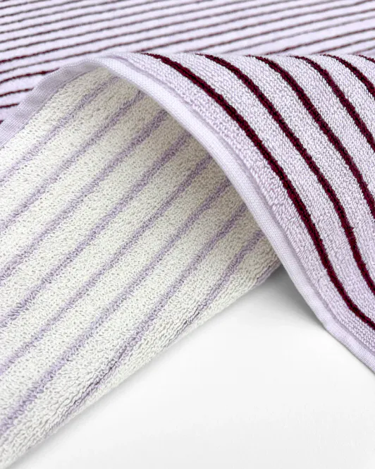 Hovedbilde Maison Deux Dual Stripe Badehåndkle Lilac Bordo ...