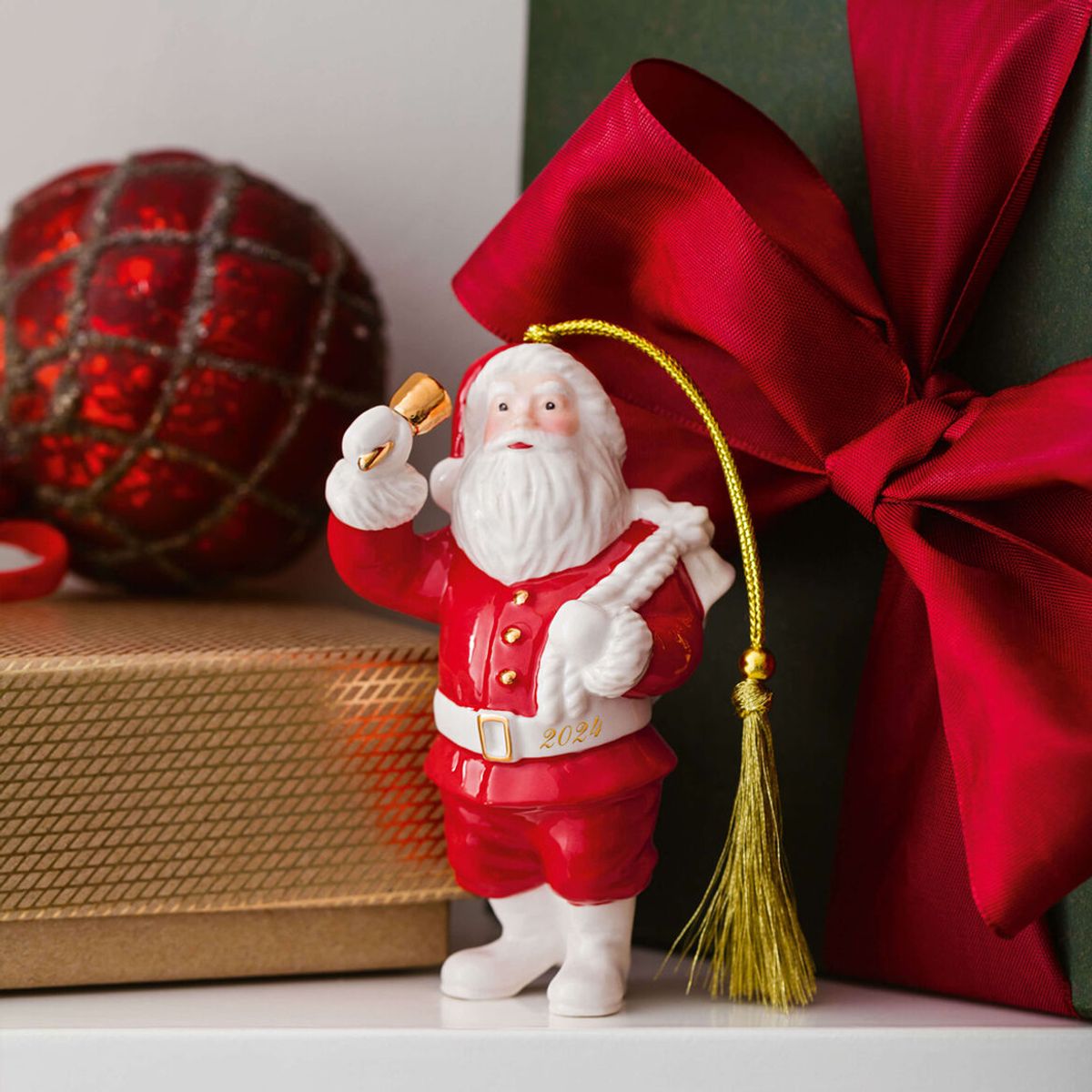 Villeroy & Boch Christmas Classics oppheng julenisse