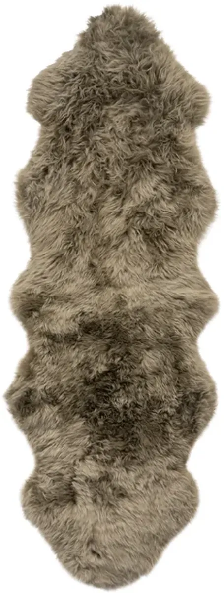 Halvor Bakke Gabel Saueskinn 60x180 cm Taupe