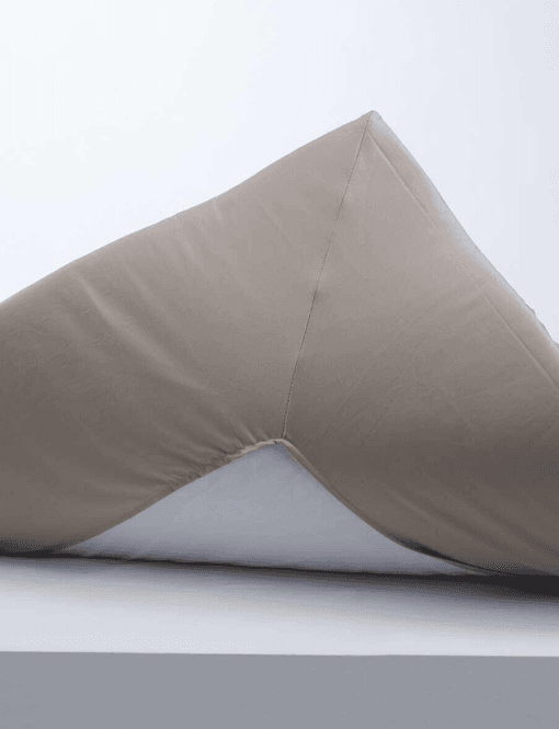 Hovedbilde Halvor Bakke Konvoluttlaken 150x200x30 beige