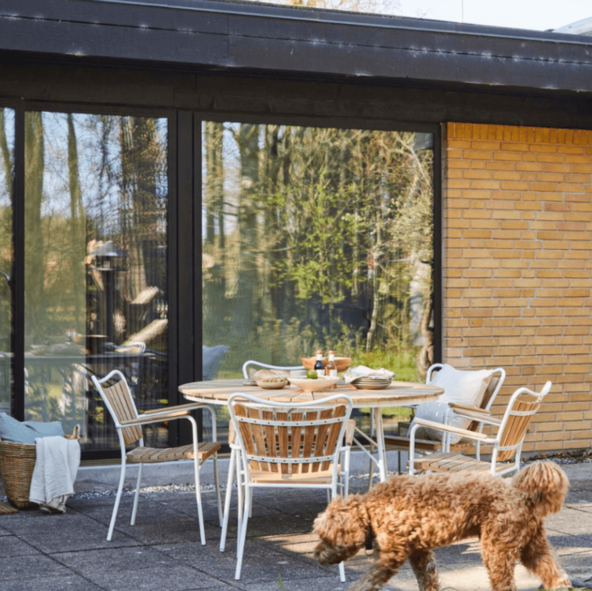 Cinas Ellen Stol, Hvit Aluminium og Teak