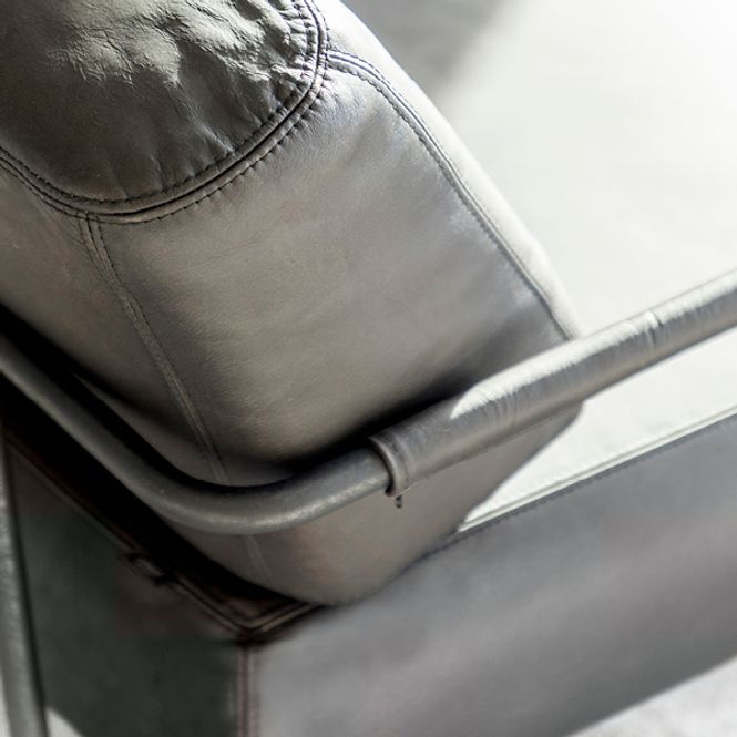 Hovedbilde Artwood Sinclair Hvilestol Skinn Matt Black Taupe