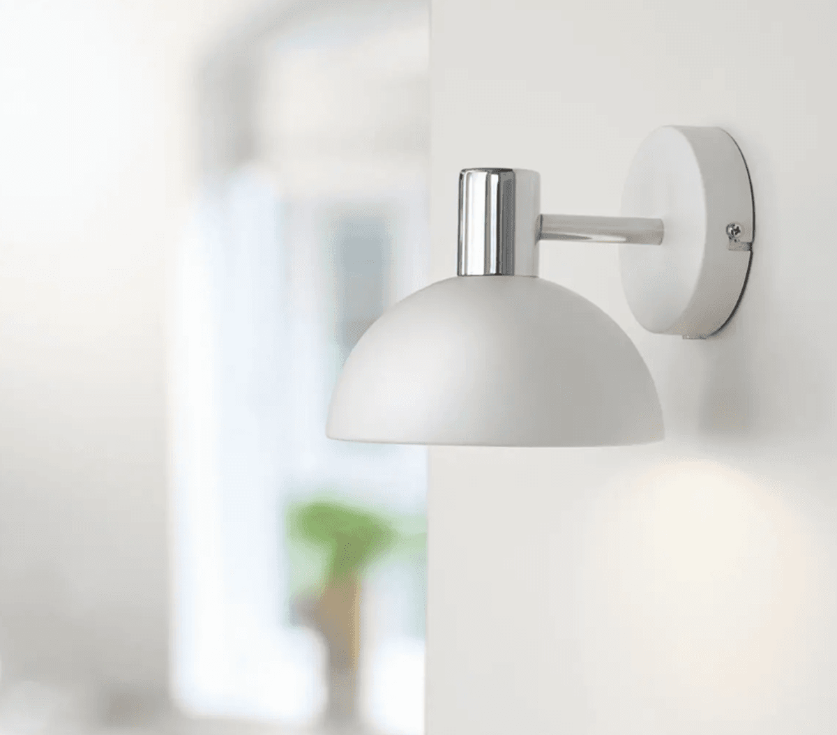 Herstal Vienda Vegglampe Hvit/Krom